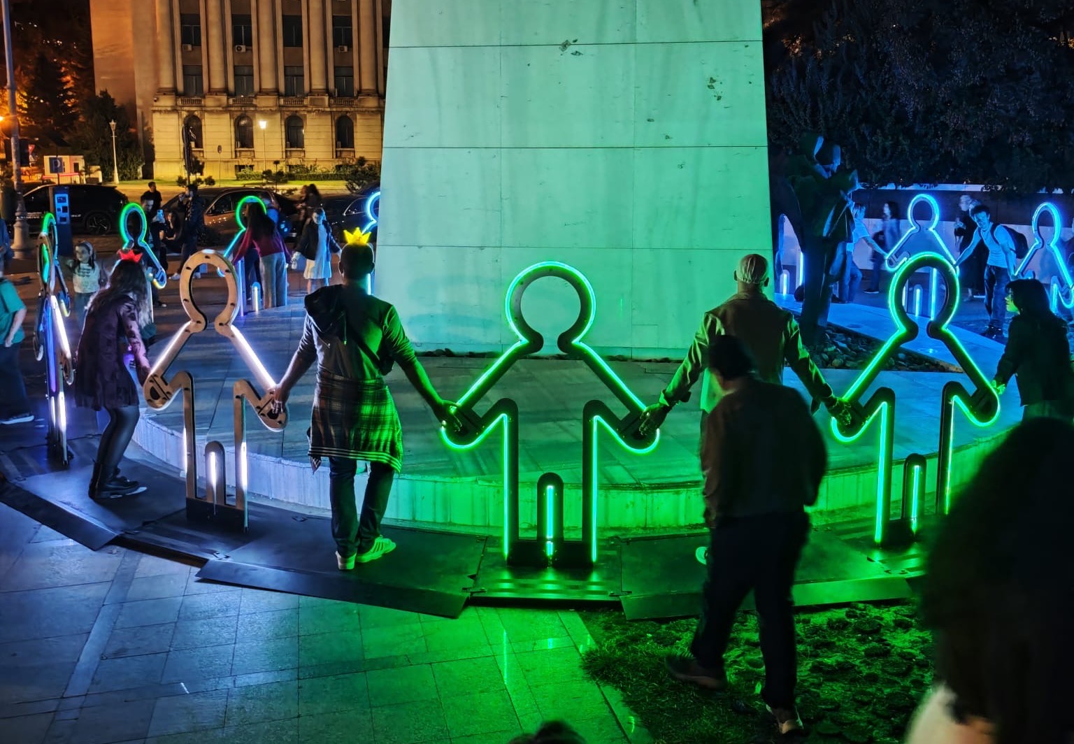  Lumiart predstavljen u Bukureštu