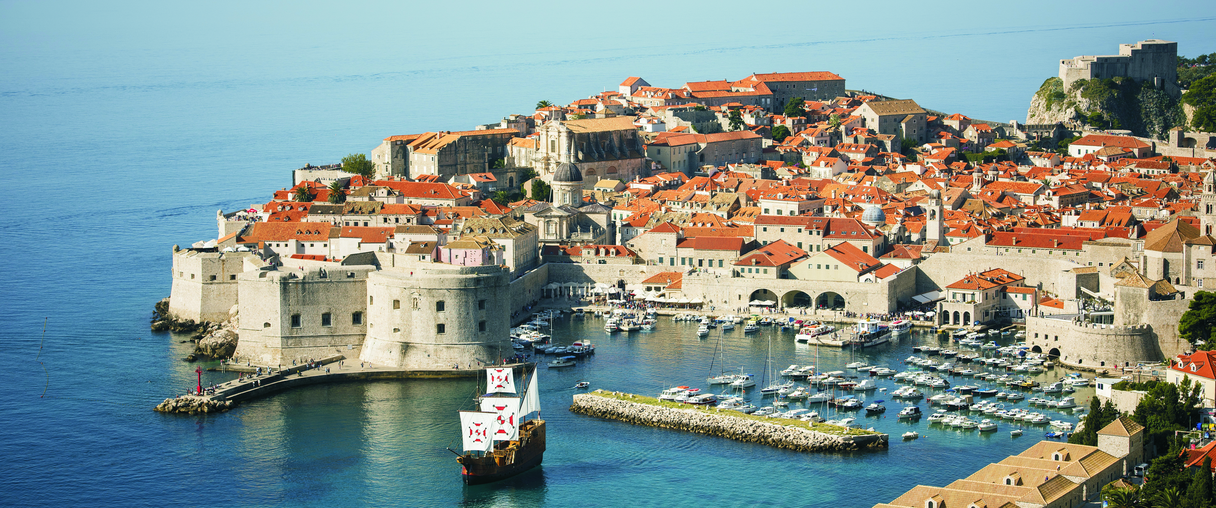THE BEGINNING OF SUMMER IN DUBROVNIK WITH SPECIAL BENEFITS