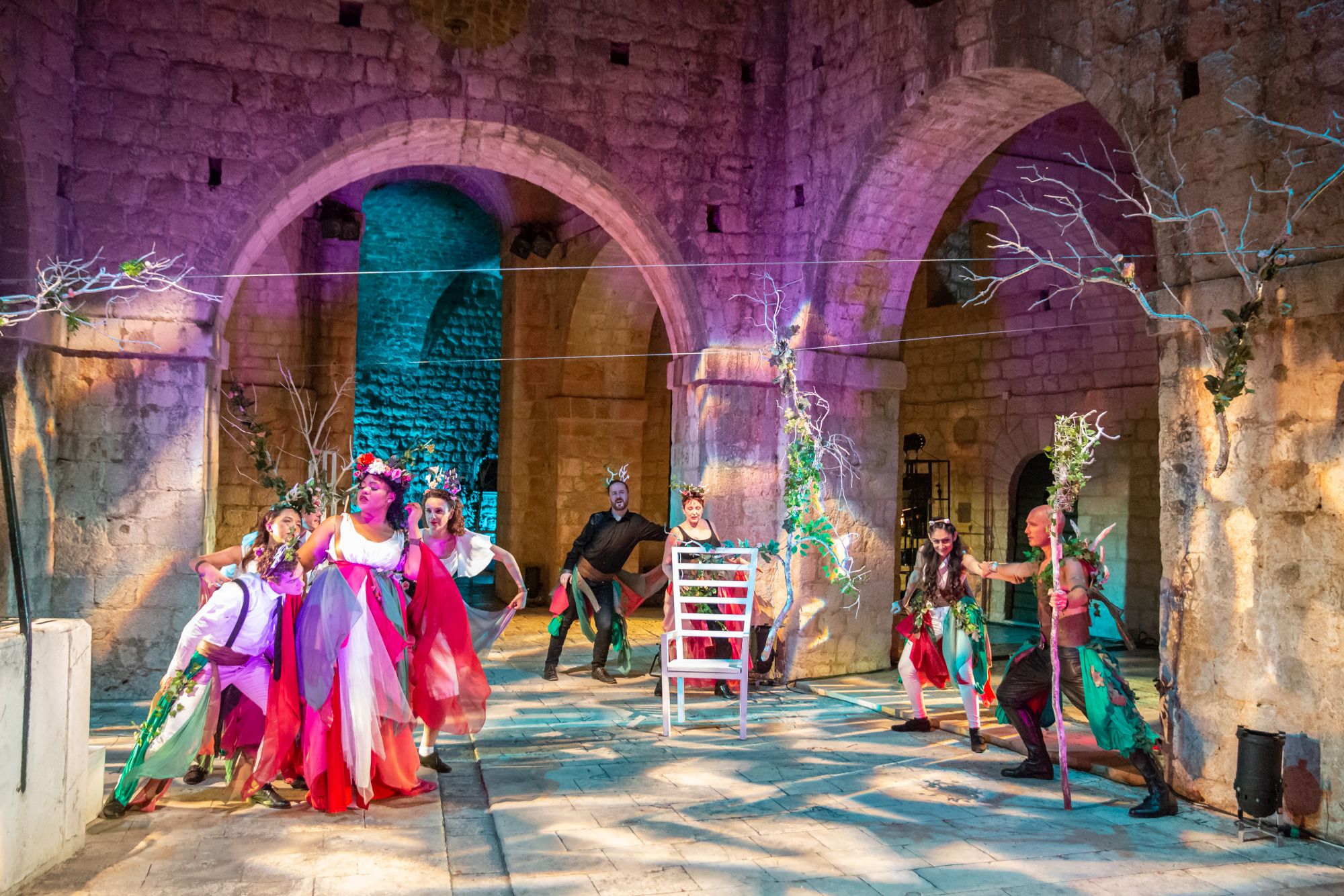 Enhance the program of your business events with a cultural delight brought by the Midsummer Scene Festival