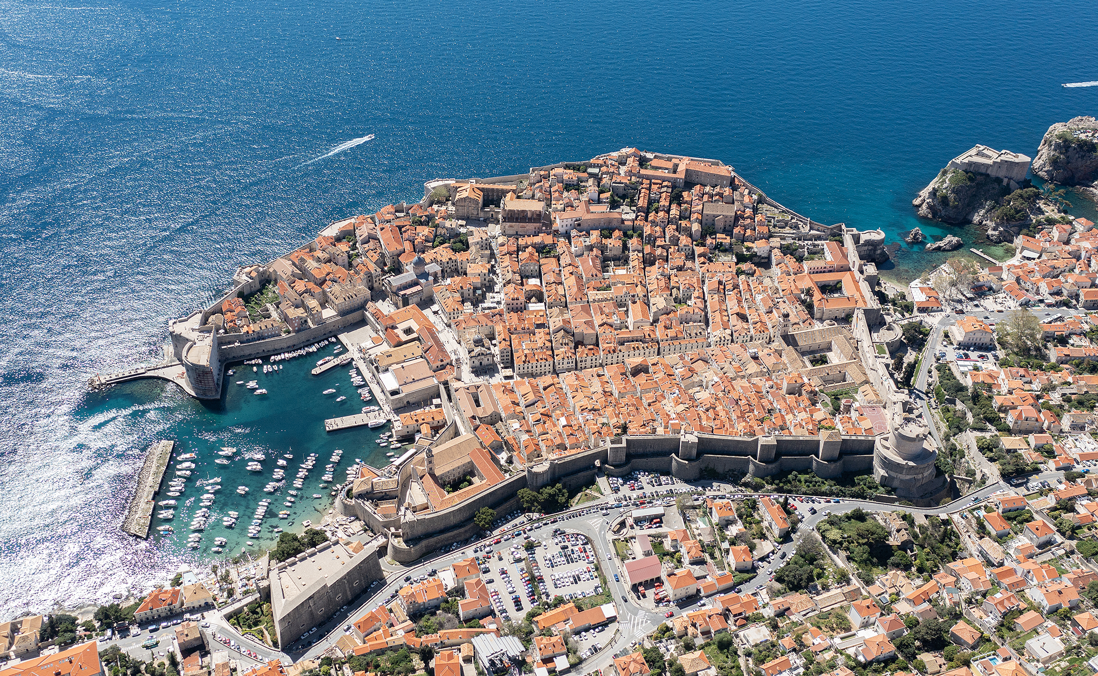 Cosmopolitan Dubrovnik: Free City Tours for the Central Celebration of the UNESCO World Heritage Year