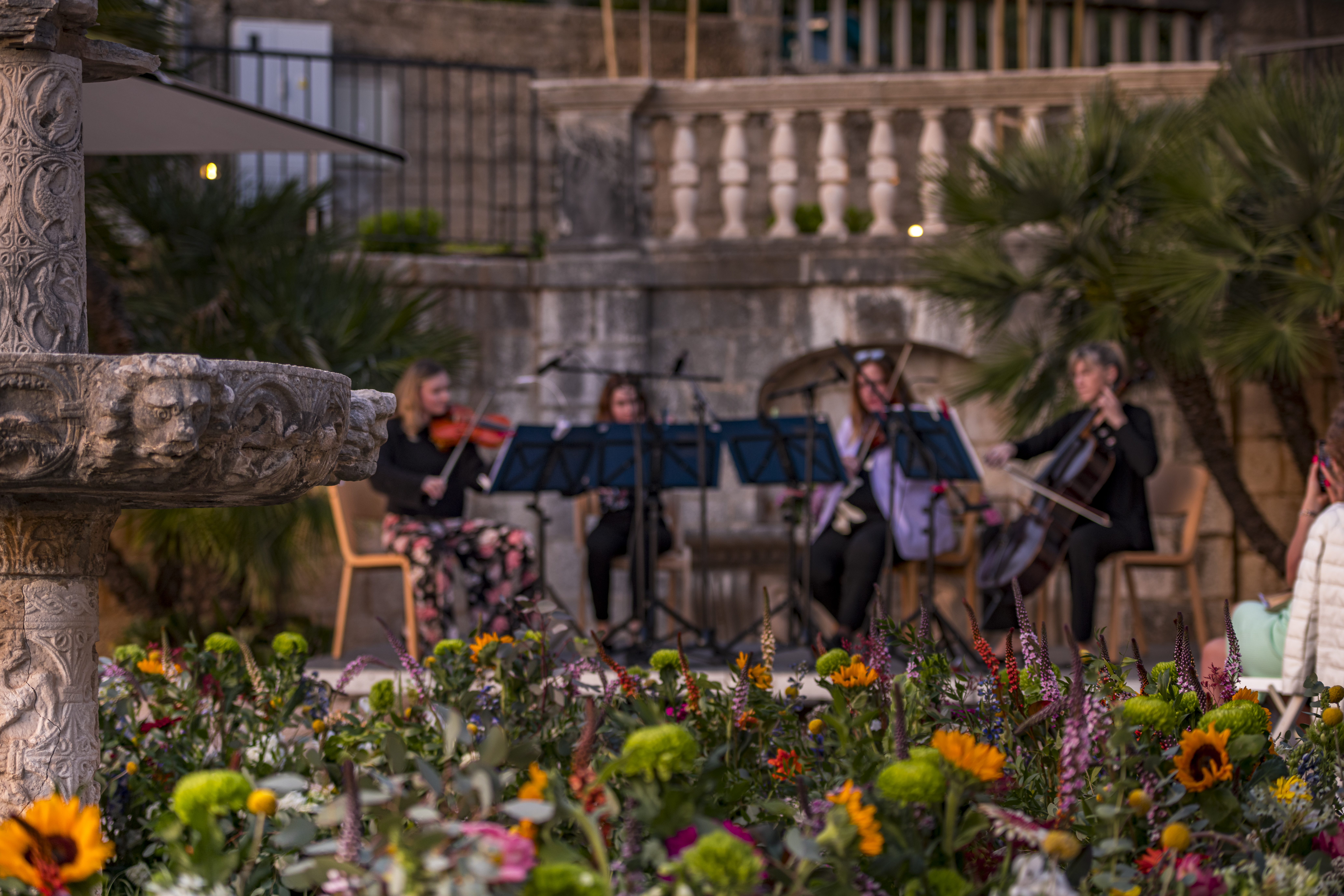 Flower Concerts Held to Celebrate Earth Day