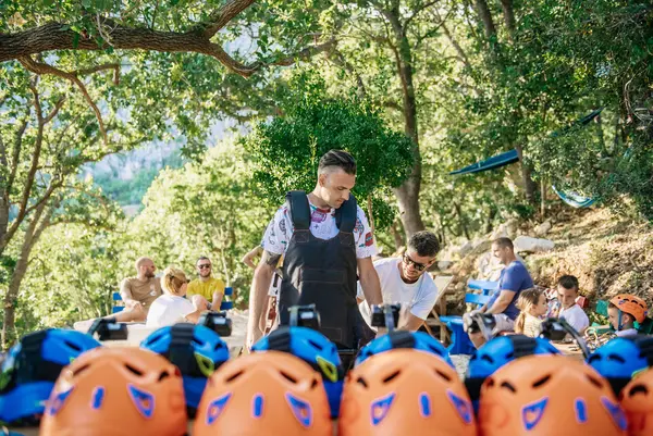 Become Superman and soar above the Adriatic with the Du the Wire zip line! 2