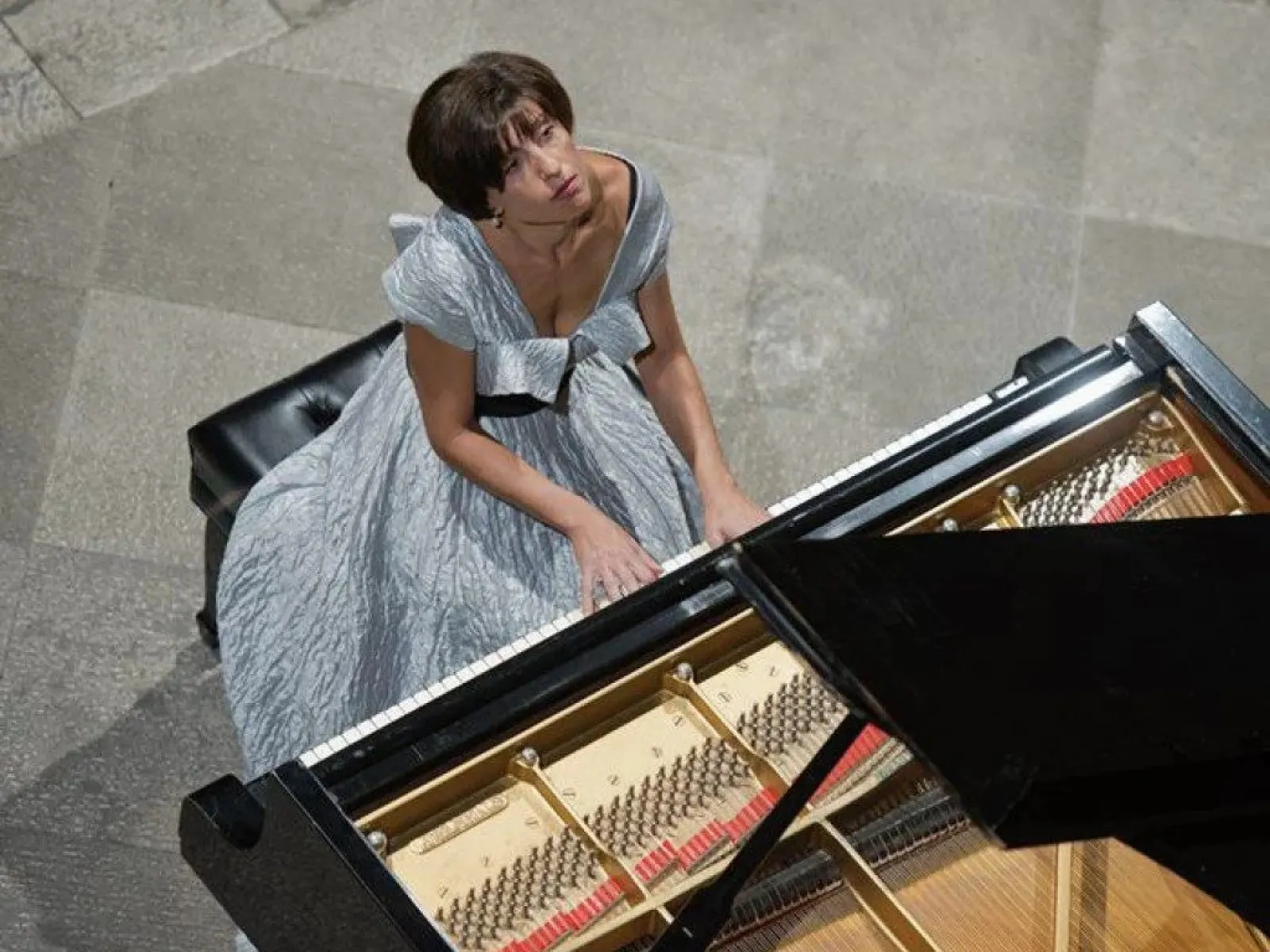 CHARITY RECITAL - NAIRA ASATRIAN, piano