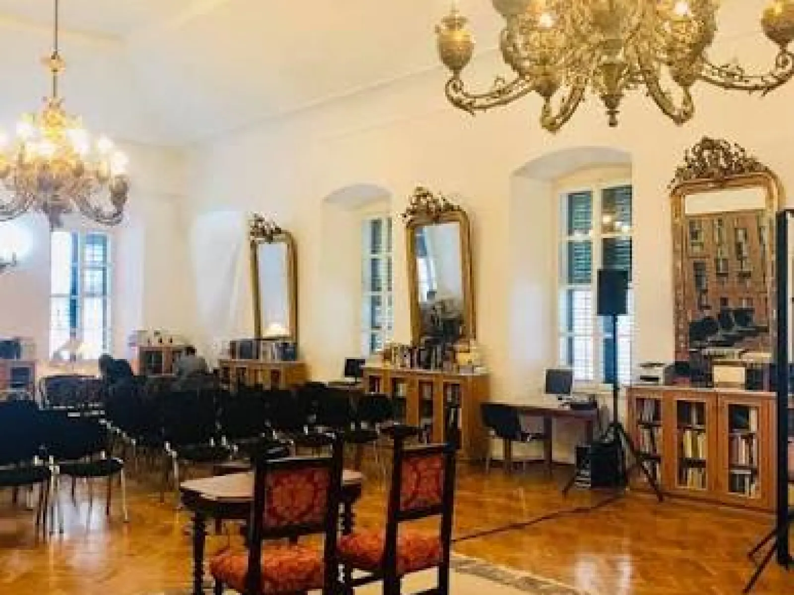 MHK: Književni susret s Zoranom Ferićem
